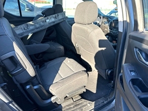 2020 Chevy Traverse LT FWD. DEAL PENDING